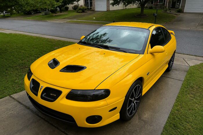 Full detail on a luxury car, Winston-Salem NC